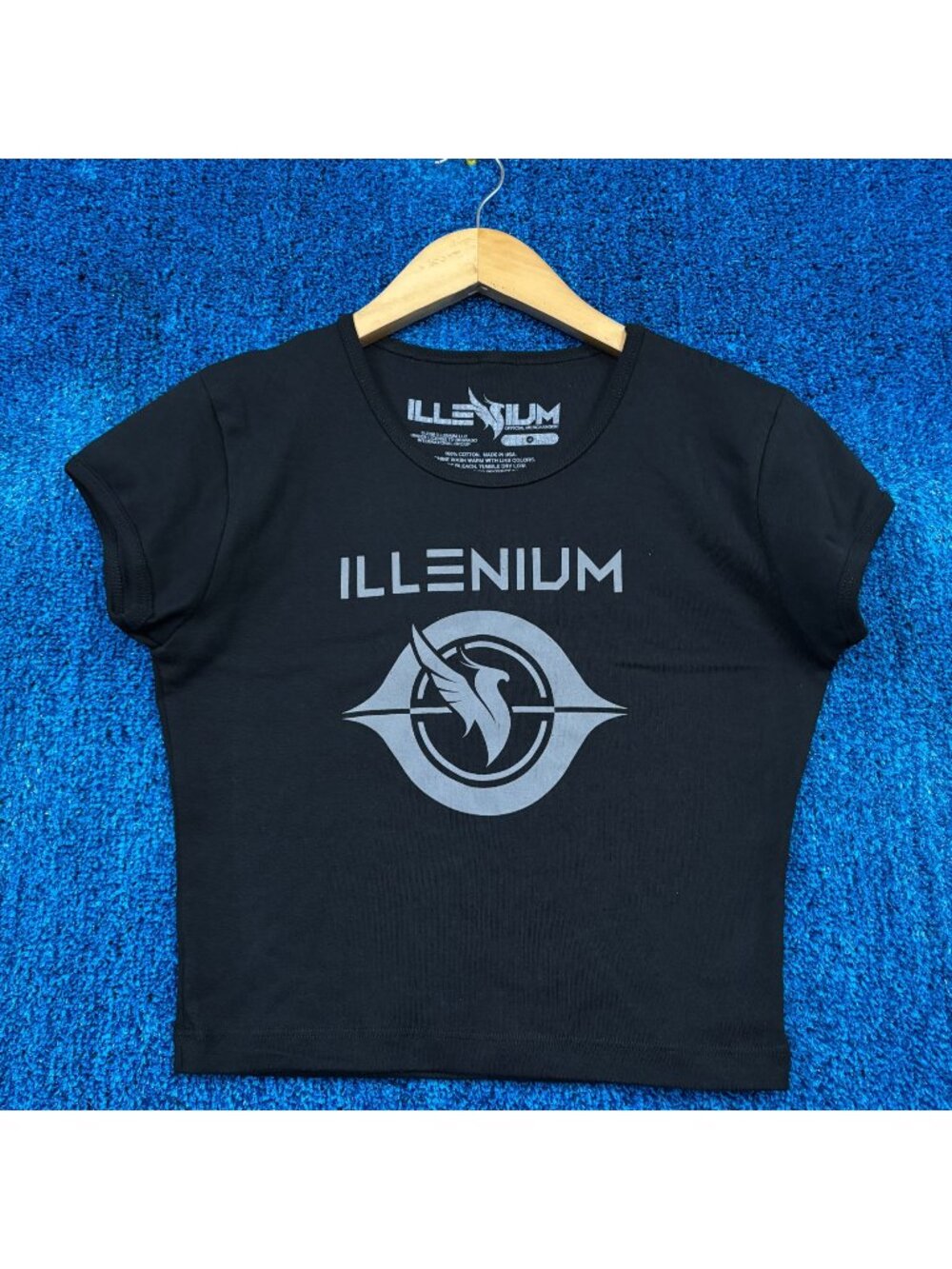 Illenium “Odyssey” Graphic Crop Top Size Medium